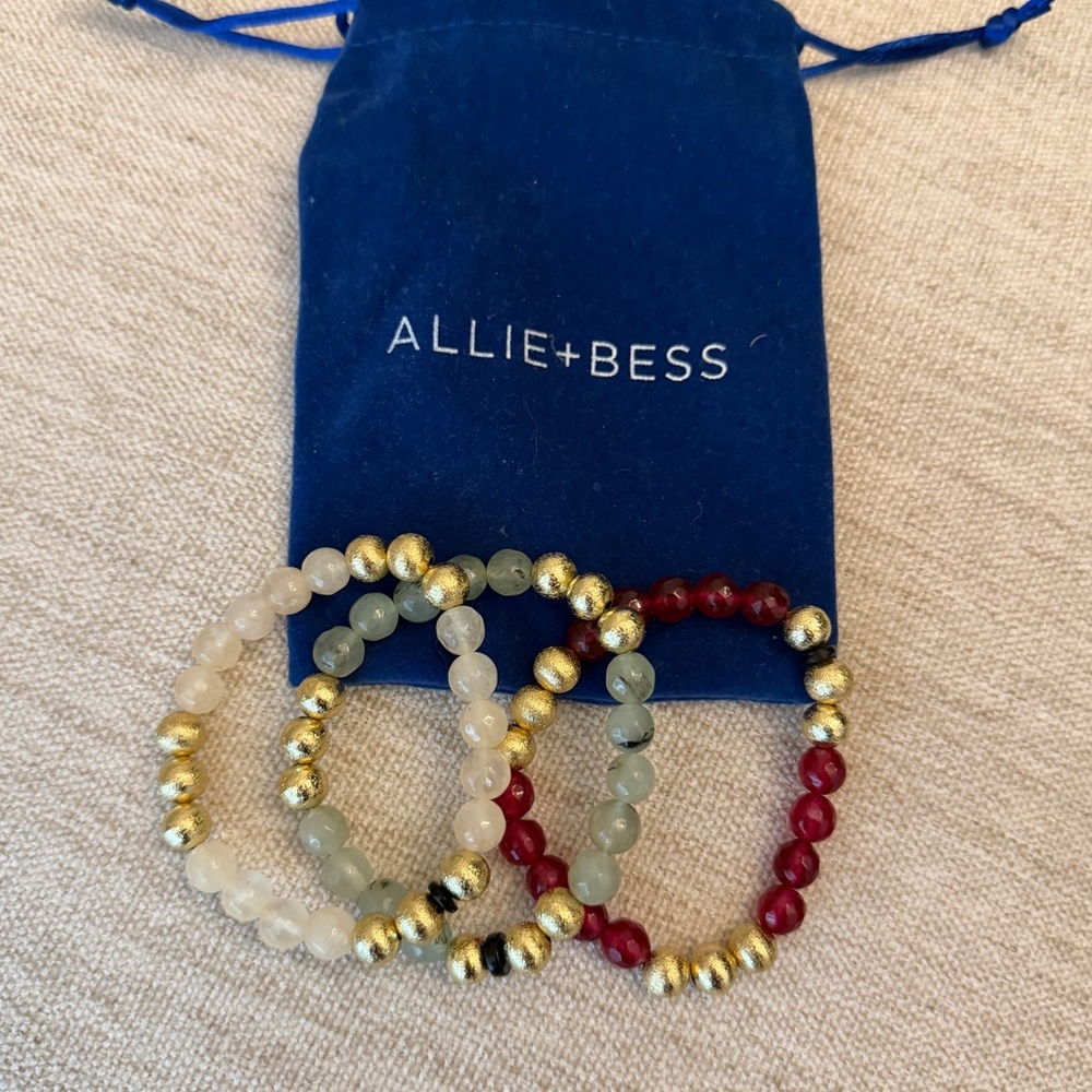 Allie+Bess